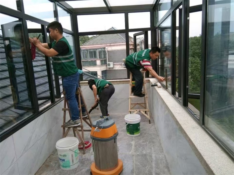 家庭保洁服务包括哪些内容？